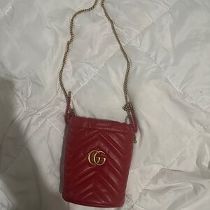 Red Gucci bucket